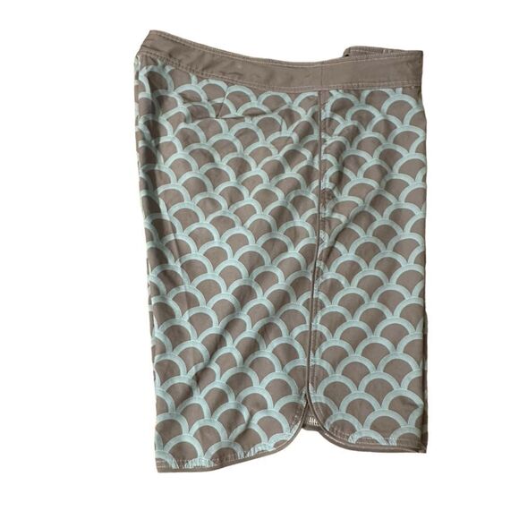 O’iwi ~ Ehiku Kane Board Shorts ~Super-soft & lightweight ~paddle canoe ~size 38 - Picture 3 of 12